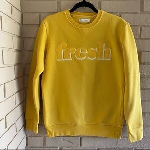 CELIO Bright Yellow Carpet Patch FRESH sweatshirt Pullover Size Small S